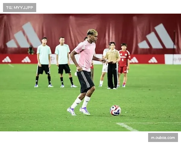 孔德力挺亚马尔：被嘘因非梅西 盼他无惧质疑专注比赛