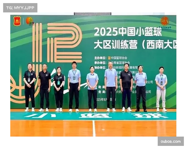 2025赛季训练营开启各队调整阵容备战新赛季较量